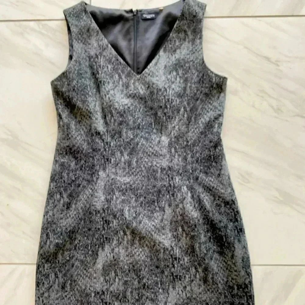 Fabulous Tahari Dress